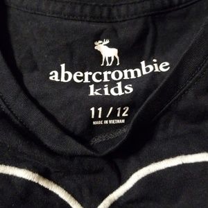 abercrombie kids Shirts & Tops - Abercrombie top abercrombie kids Shirts & Tops - Abercrombie top